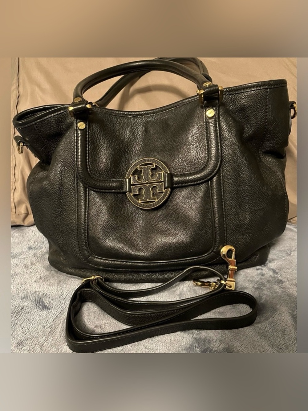 Tory Burch ~ AMANDA ~ Black Leather Tote with Gold Logo Medallion